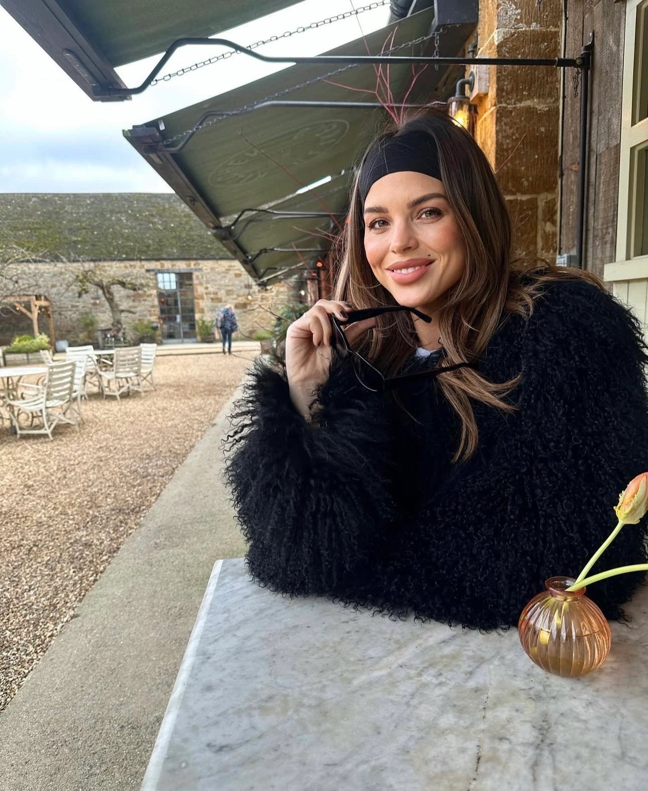 Cloud Allure – Exklusive Pelzjacke aus Langhaar