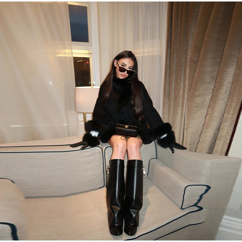 Frost Glow – Cashmere Coat with Fox Fur