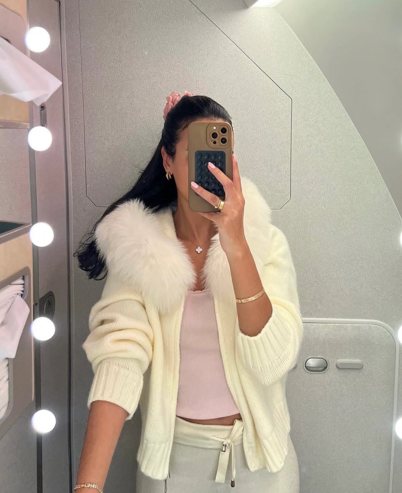 Golden fall – Wolljacke mit Fellbesatz